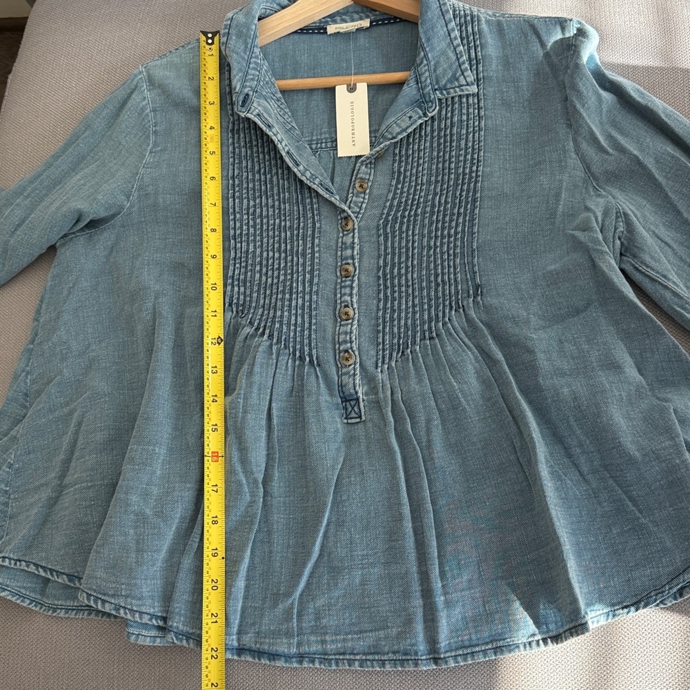 Anthropologie Pilcro Denim Pintuck
Button-Front Blouse Size M - Picture 7 of 9